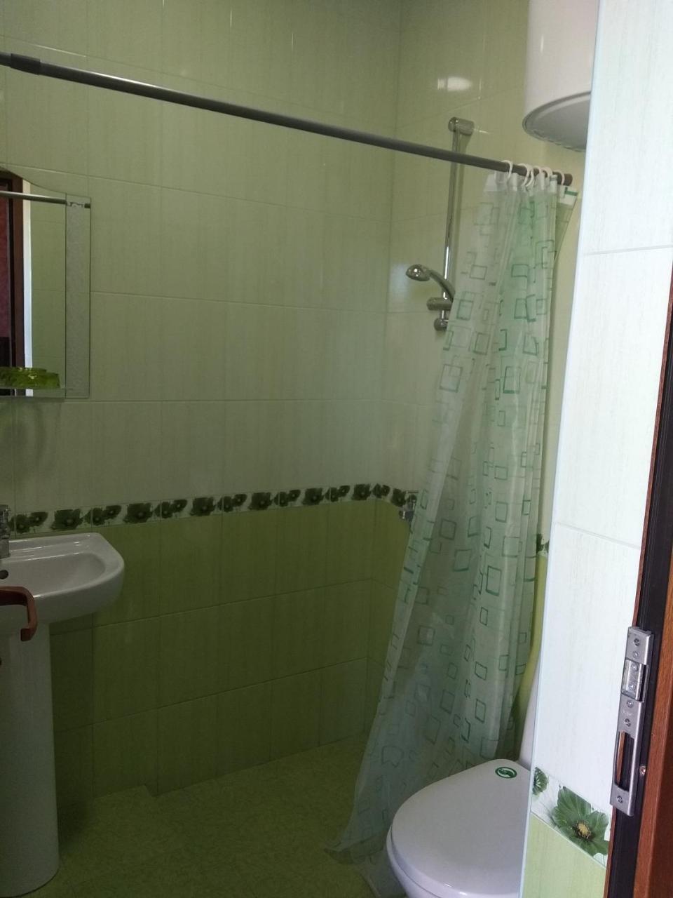Guesthouse On Kabardinskaya 139A Гагра Екстер'єр фото